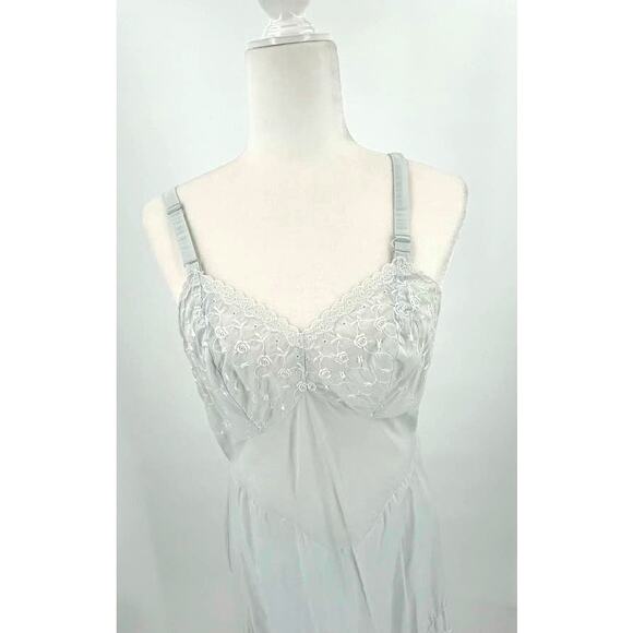 Royal Charmode Sears Robuck Vintage Eyelet Nightgown - Picture 2 of 5